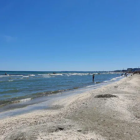 Seavibes - Pool & Năvodari