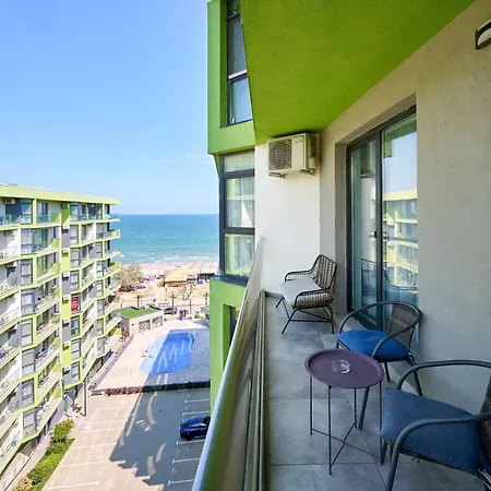 Seavibes - Pool & Spa Beach Resort Apartment