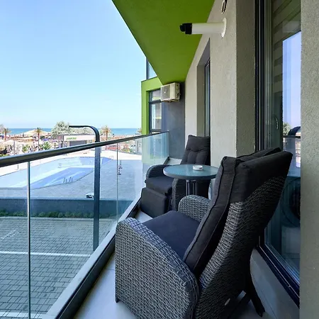 Apartment Seavibes - Pool & Spa Beach Resort
